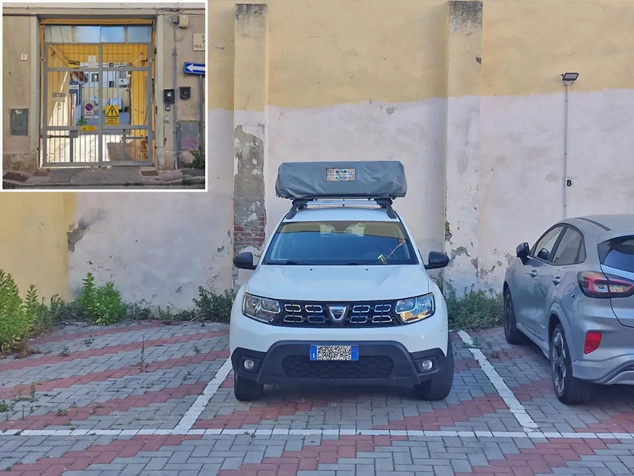 Casa Fortunata Con Parcheggio Livorno Lägenhet